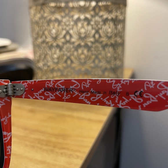 Ray-ban wayfarer sunglasses - Picture 6 of 11